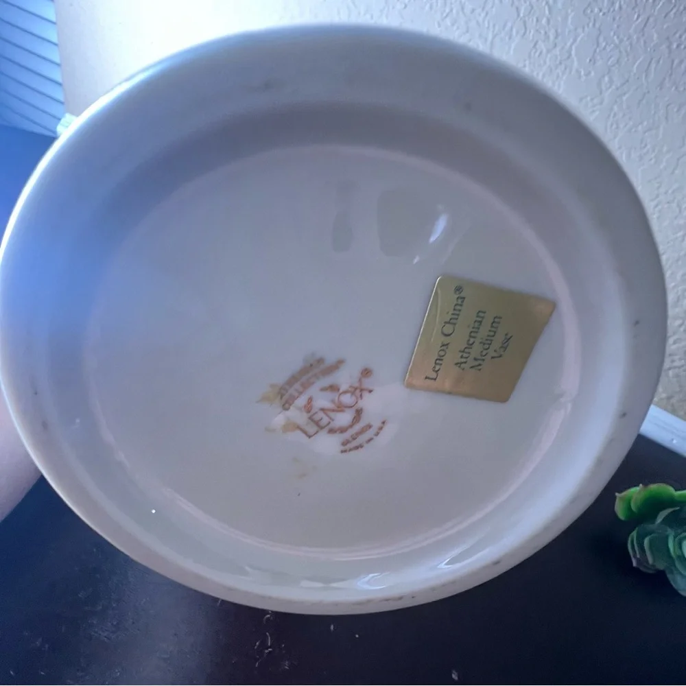 Vintage Lenox Athenian Vase | Neoclassical Acanthus & Palmette Relief